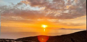 Folegandros Enchanting Cycladic Home Sunset Views